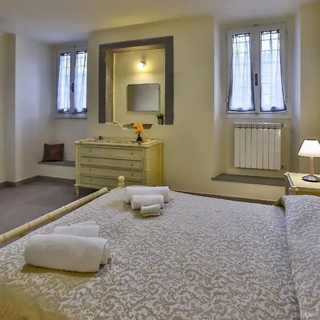 Borgo Toscano Aparthotel *
